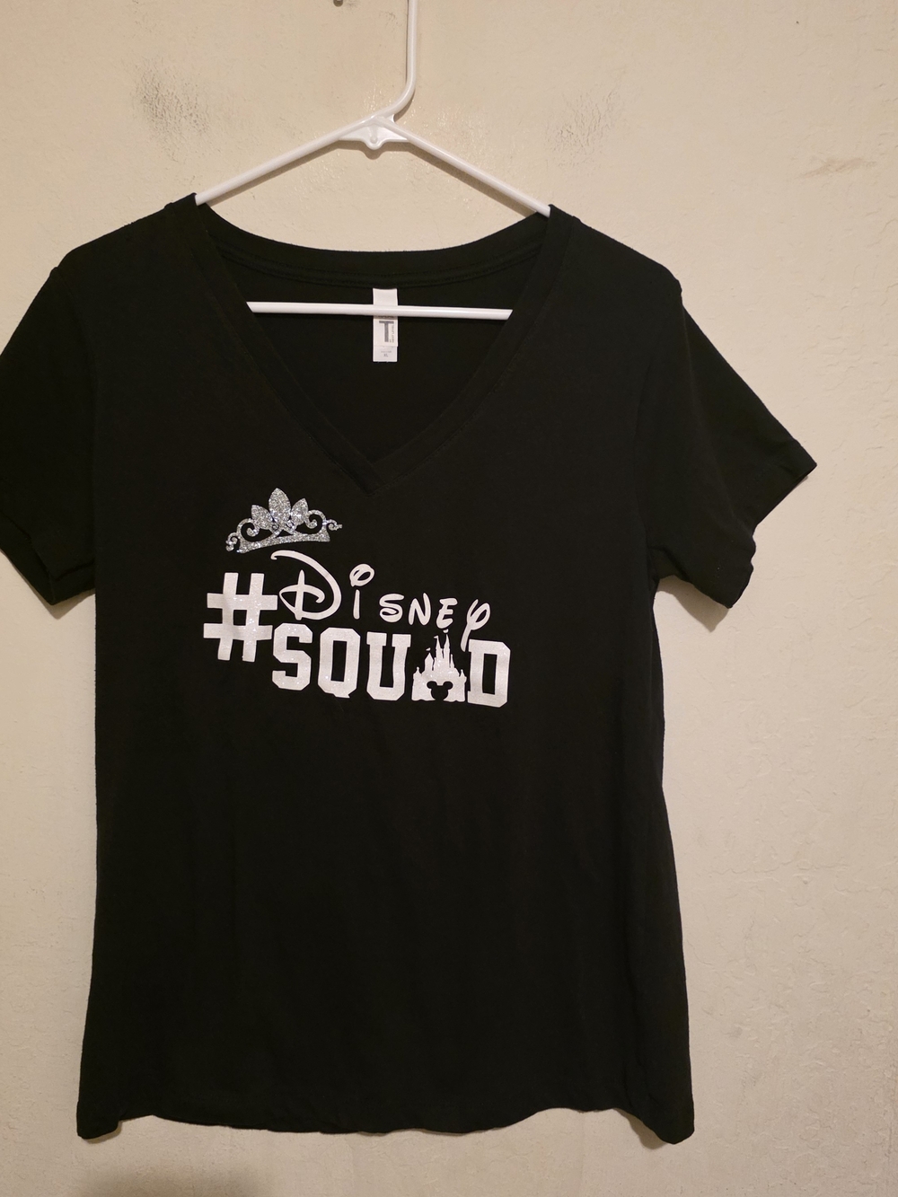 Ideal T Disney #Squad Black V-Neck Short Sleeve Tee Size XL